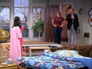 Mary-Tyler-Moore-show-apartment-pull-out-bed
