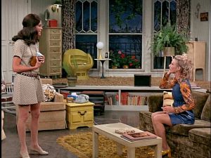 Mary-and-Phyllis-on-the-Mary-Tyler-Moore-Show